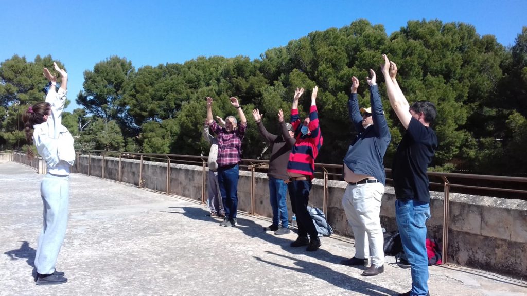 Personas haciendo deporte