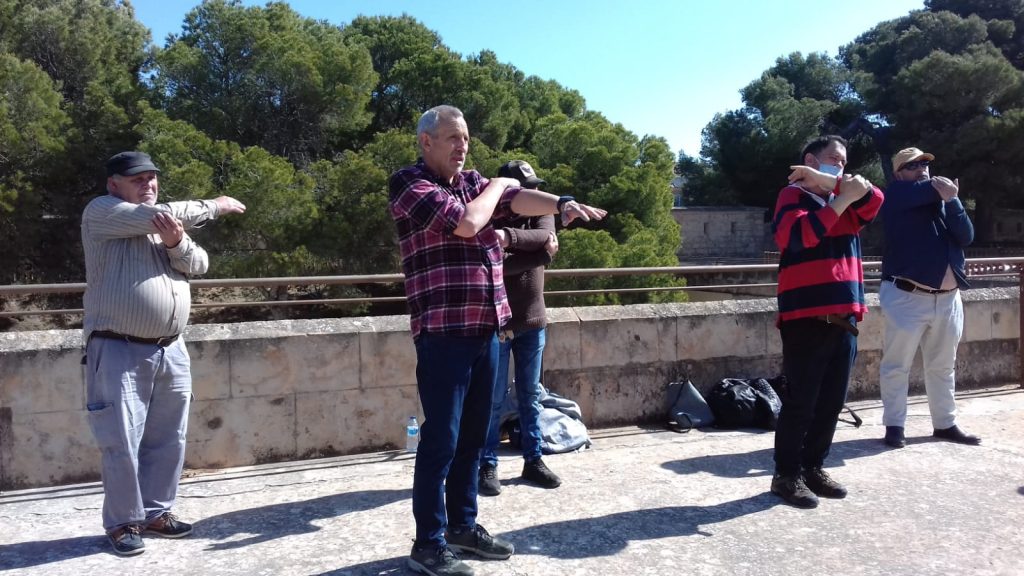 Personas haciendo deporte