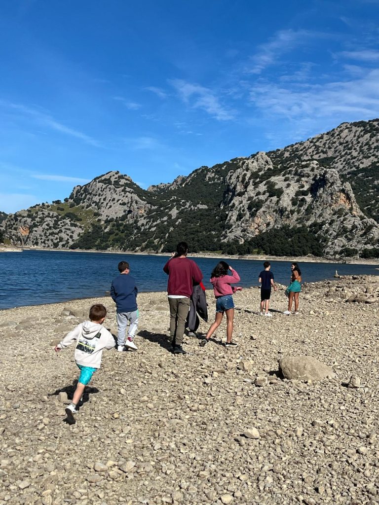 Niños en excursión