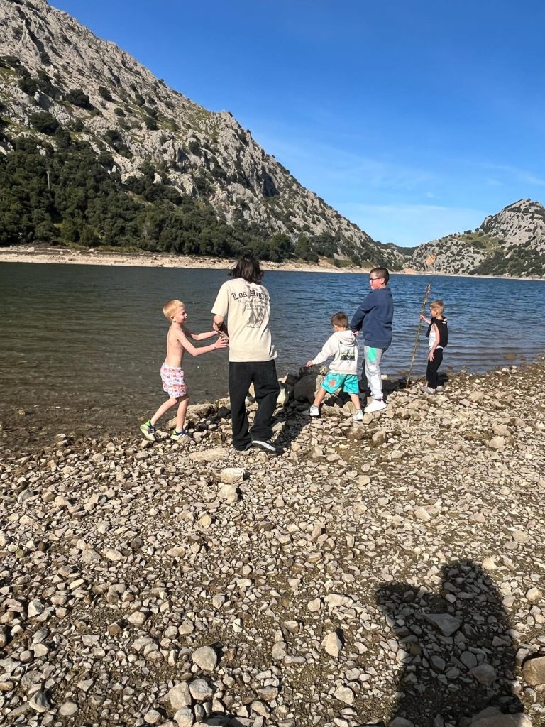 Niños en excursión