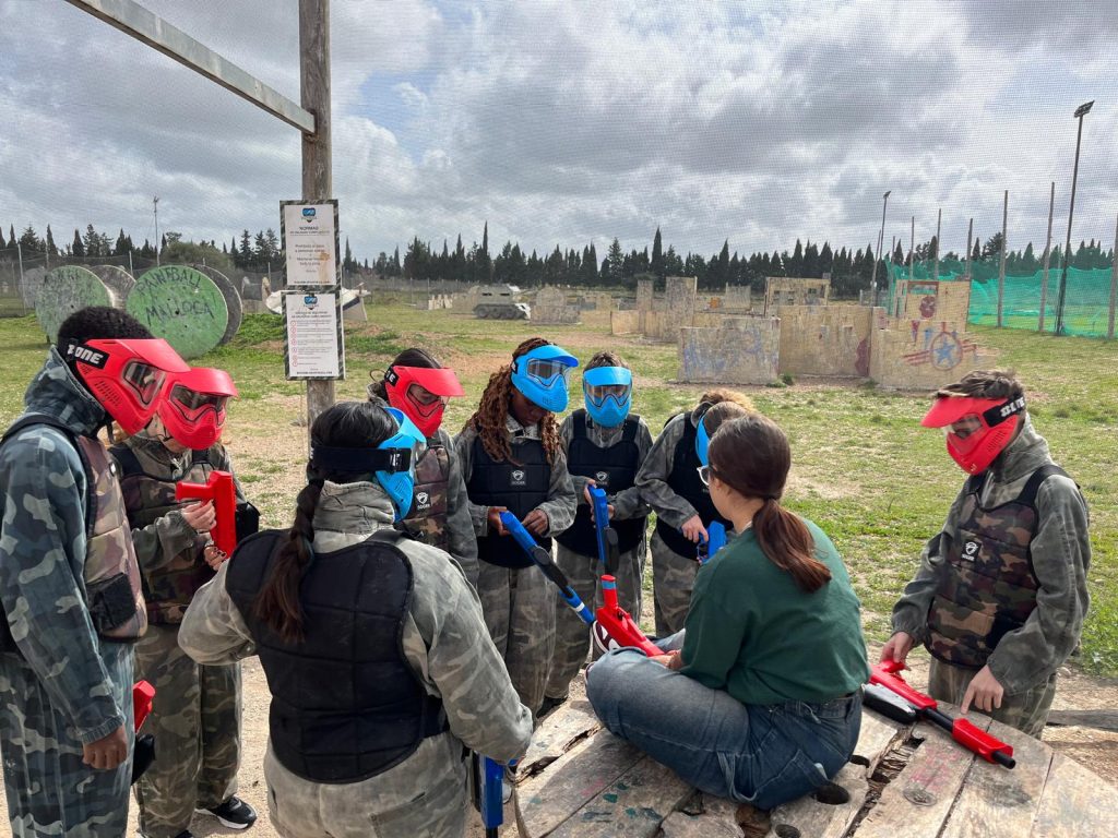 Niños en paintball