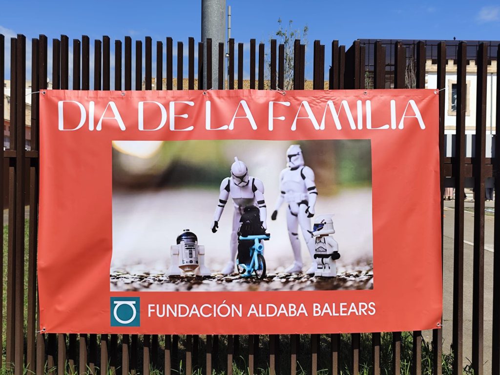 Cartel del Dia de la Familia