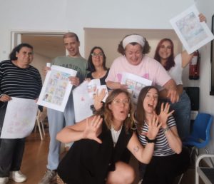 Personas en taller de comic