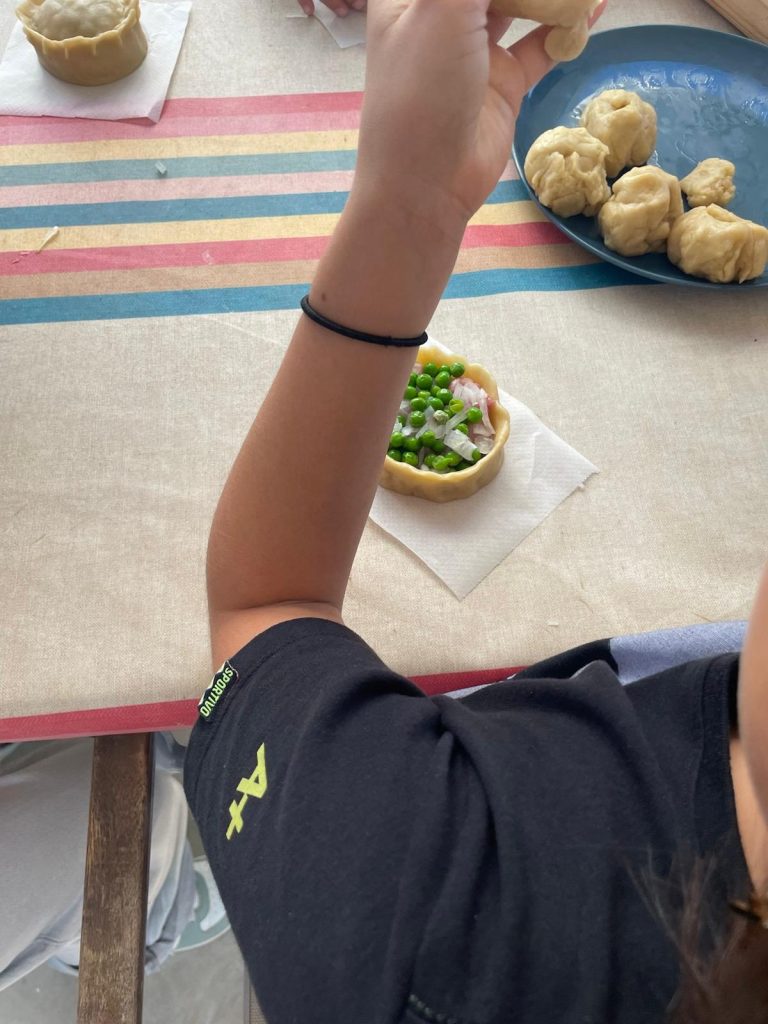 Niños cocinando