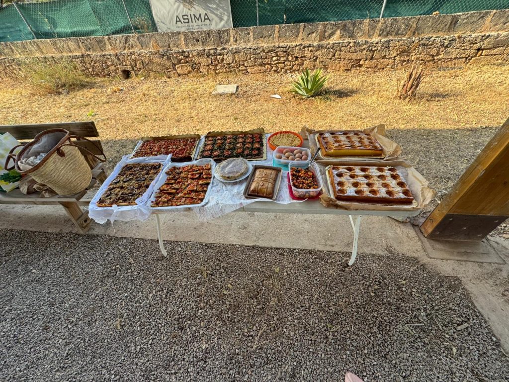 Personas en huerto