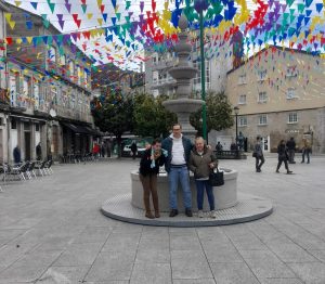 Personas de visita a Xinzo de Limia