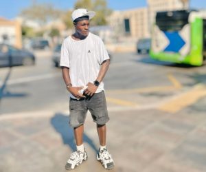 Chico en la calle