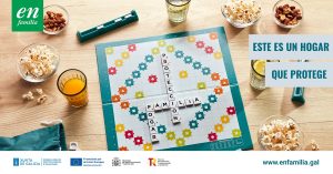 Mesa con un juego de mesa y merienda