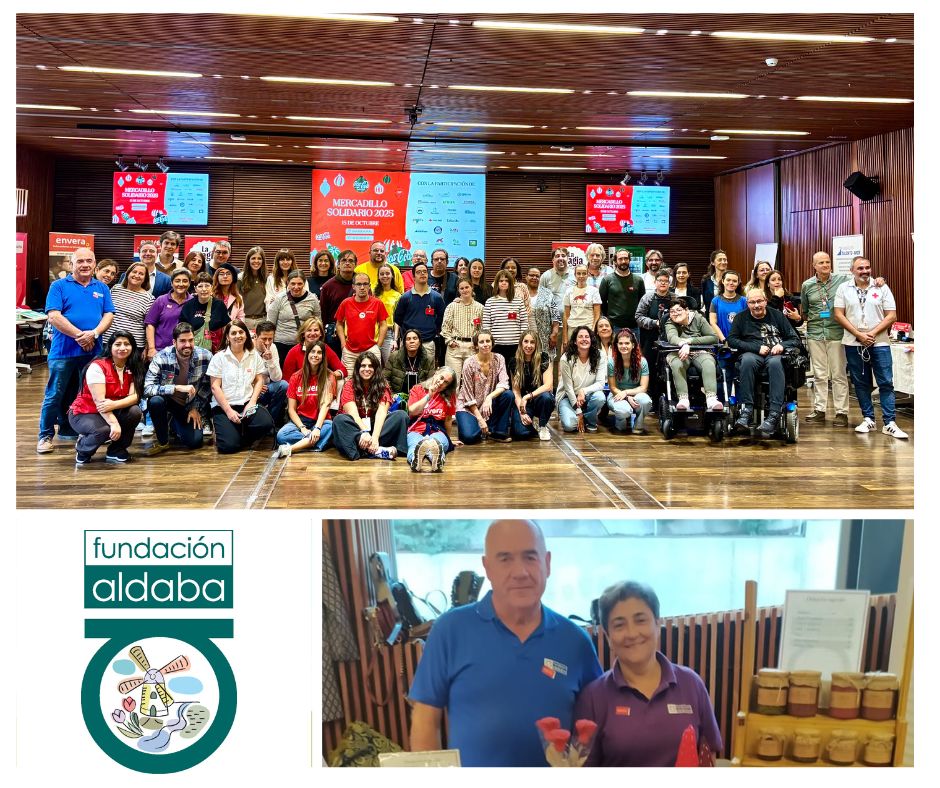 Foto de grupo y personas en mercadillo