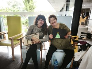 Personas en el festival de navidad