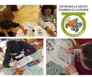 Personas haciendo ejercicios mentales