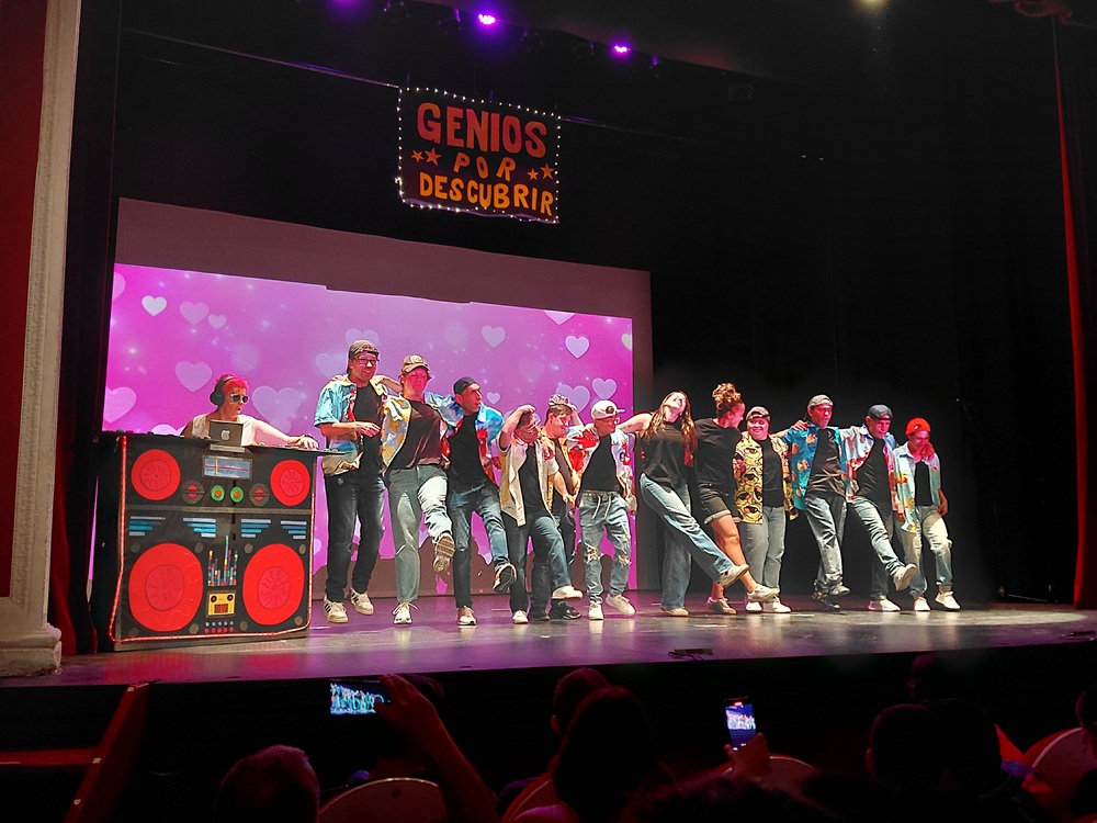 Personas en obra de teatro