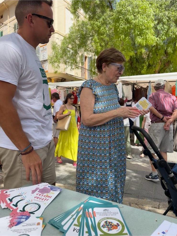 Personas en jornada de sensibilización