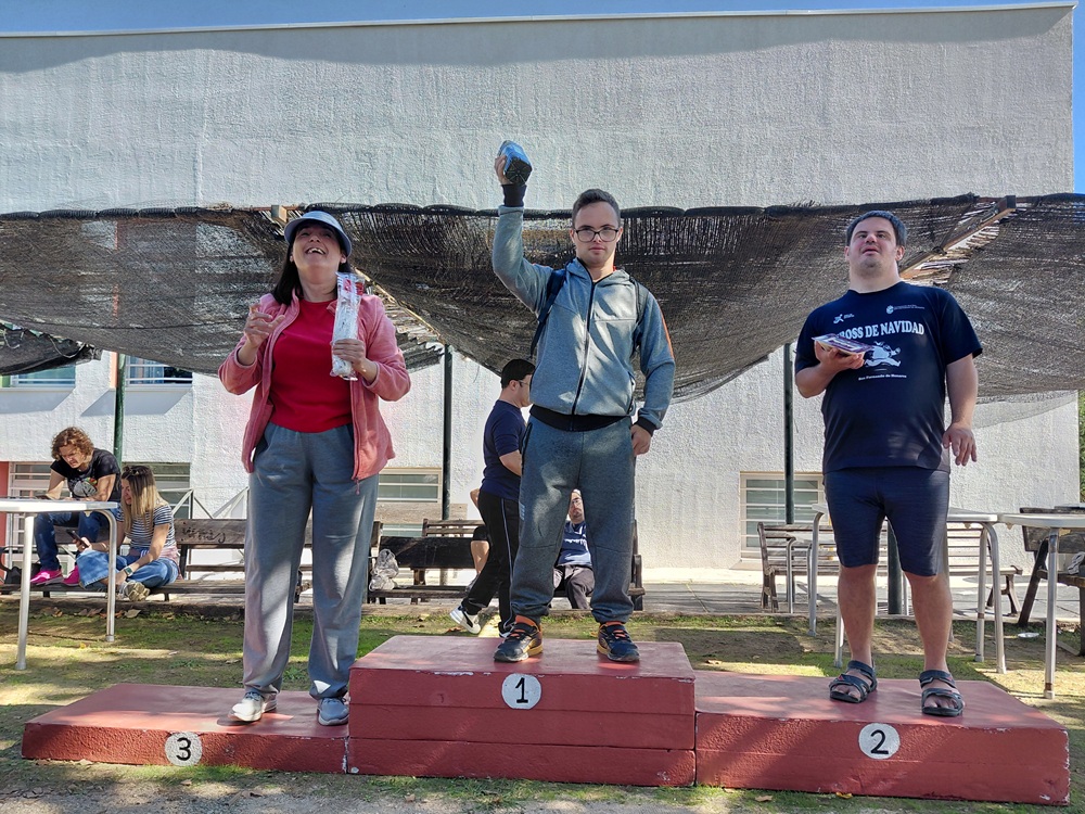 Podium de campeones el lanzamiento de alpargata